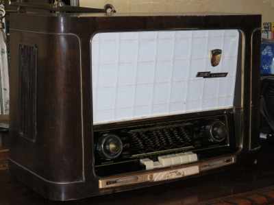 GRUNDIG 2030W