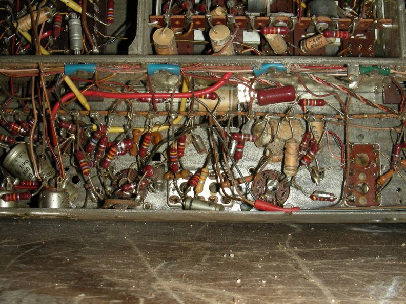 grundig steuergerat_5299_chassis.jpg