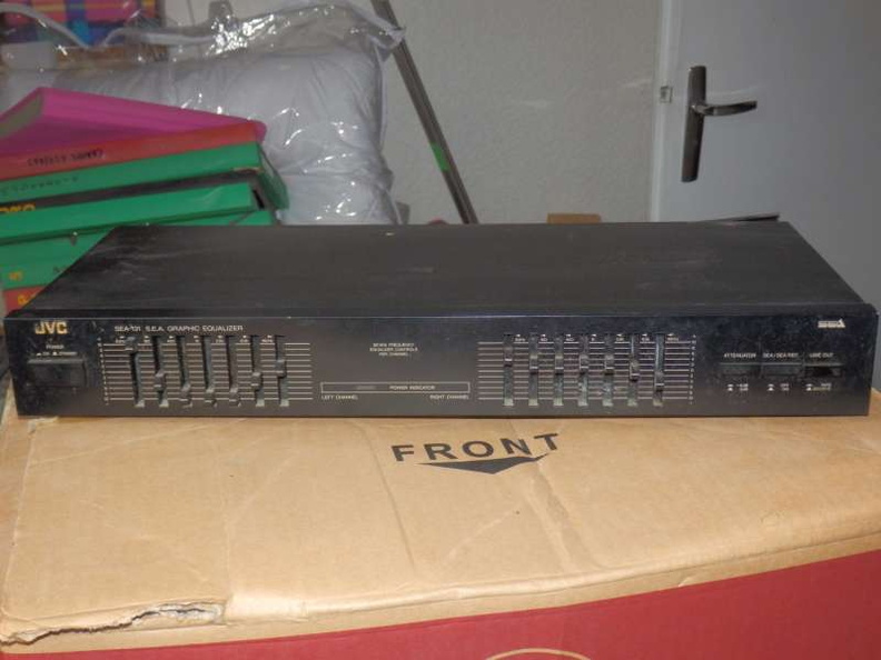 JVC SEA-131 - pw_jvc_sea-131_face.jpg pw_jvc_sea-131_face.jpg